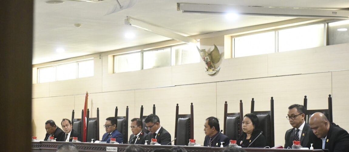 KPPU Kembali Paparkan Laporan Dugaan Pelanggaran Kartel Pinjol dan Lakukan Pemeriksaan Dokumen